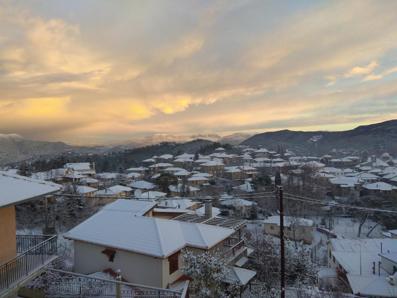 Hotel Panorama Vytinas Zewnętrze zdjęcie